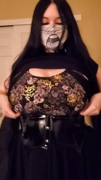 Big Titty Goth Goddess