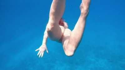 My boobs have a funny bounce underwater
