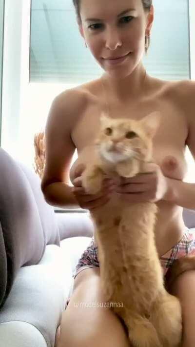 They say that on Reddit they love two things the most they are boobs and cats) Well let s check it out
